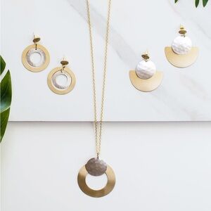 MATR Boomie Necklace & Earrings Set